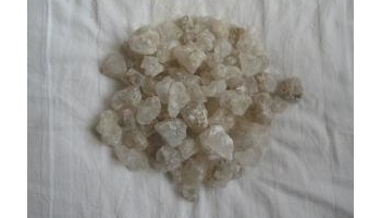 戎盐 戎盐；胡盐；秃登盐；阴土盐；寒盐；冰石；羌盐；青盐；岩盐